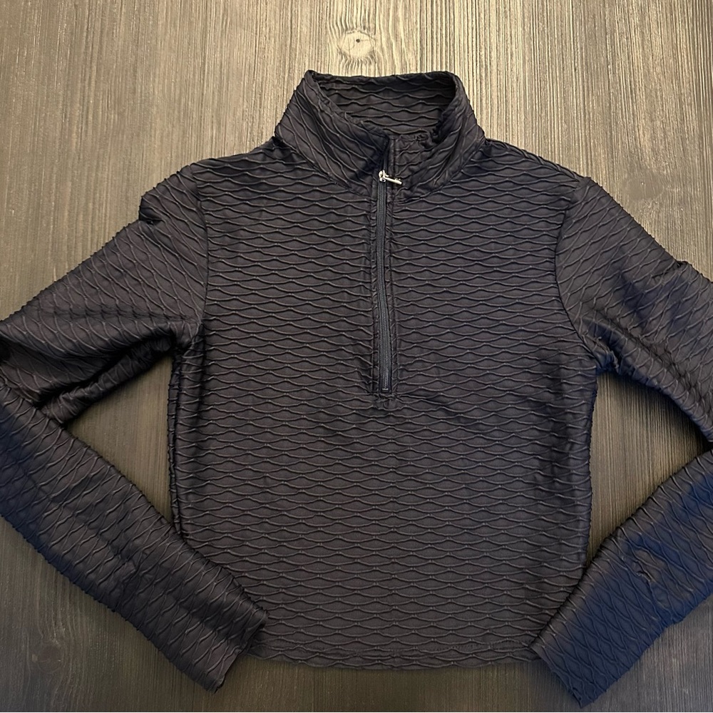 BuffBunny Permafrost Pullover - Black I’ve